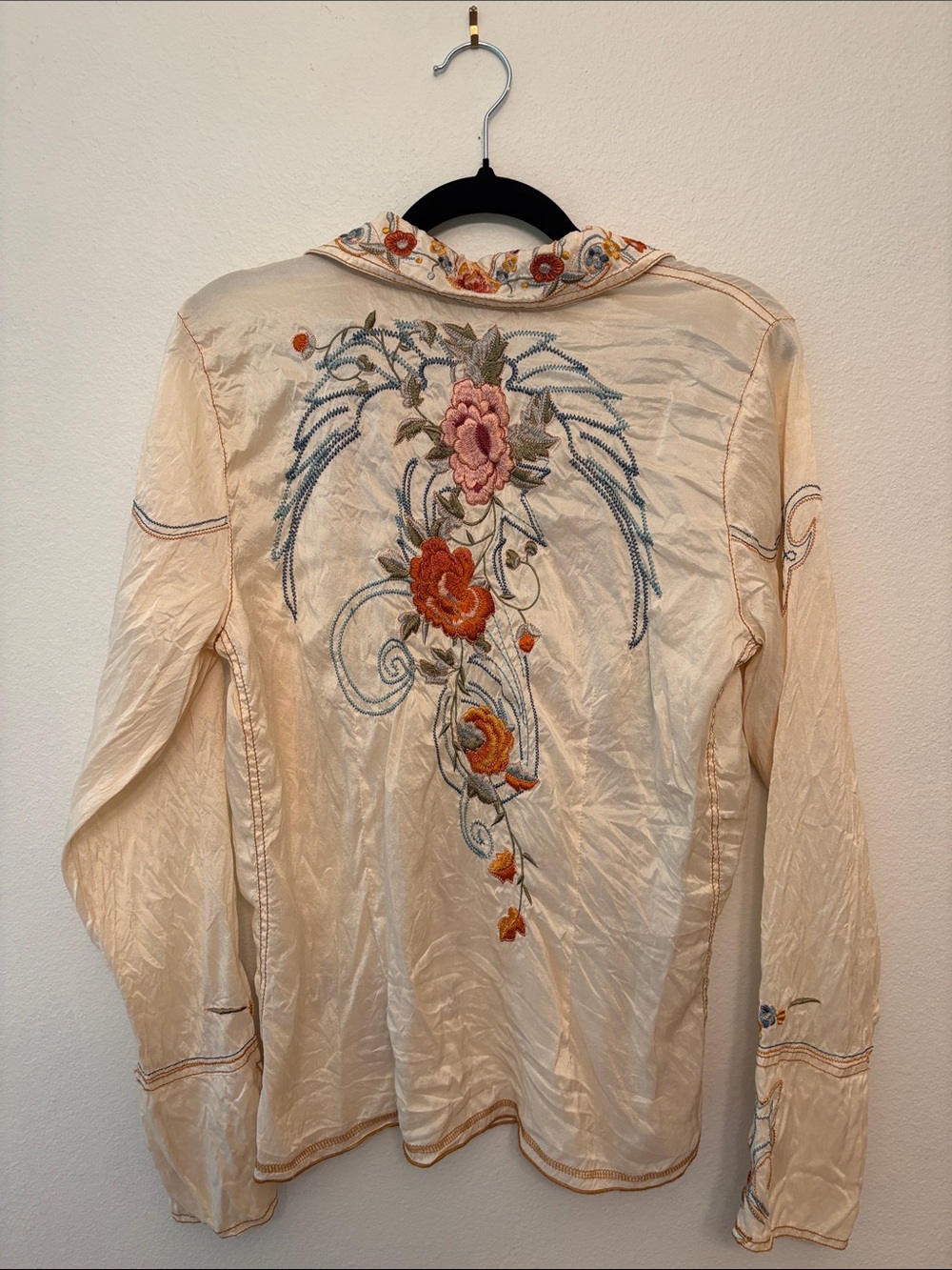 Johnny Was Embroidered Floral Button-Up Blouse - Cream 100% Silk - Picture 5 of 6